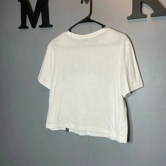 Adidas white logo cropped t-shirt size medium - Picture 5 of 5
